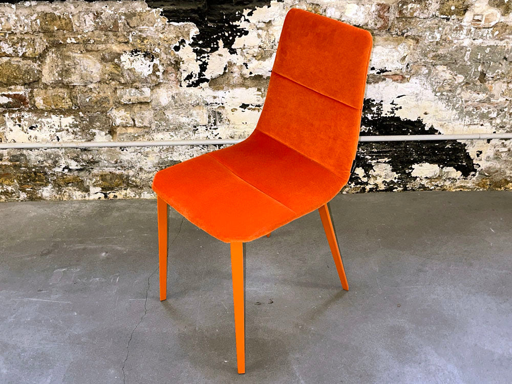 Mobliberica - Stuhl - Salt - Stoff orange - konfigurierbar