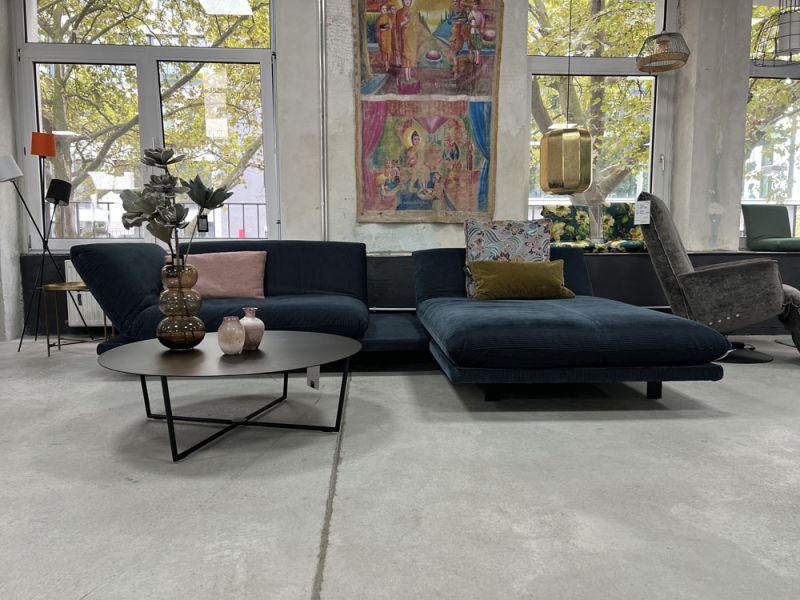 Bullfrog sofa deals