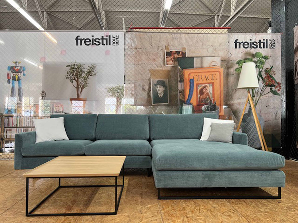 freistil - Sofa - freistil 134 - Stoff blau - sofort verfügbar