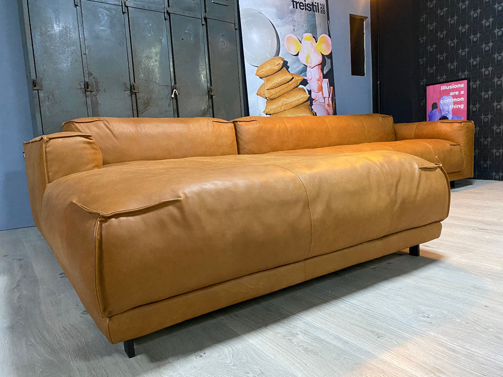 freistil - Sofa - freistil 136 - Leder cognac - sofort verfügbar