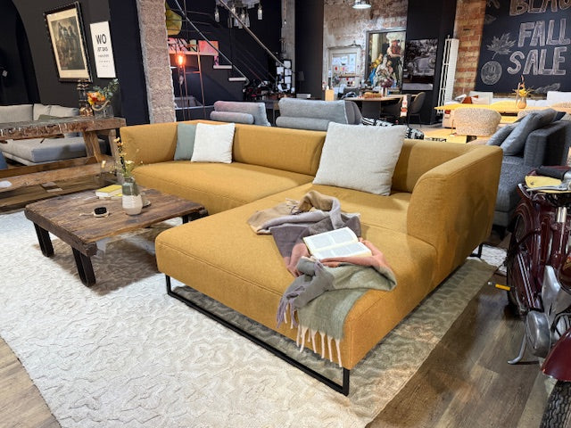 freistil - Sofa - freistil 160 - Stoff gelb - sofort verfügbar