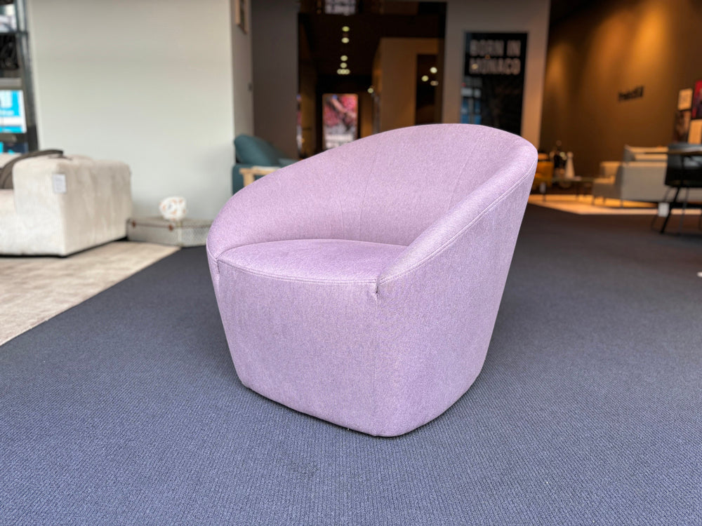 freistil - Sessel - freistil 178 - Stoff violett - sofort verfügbar