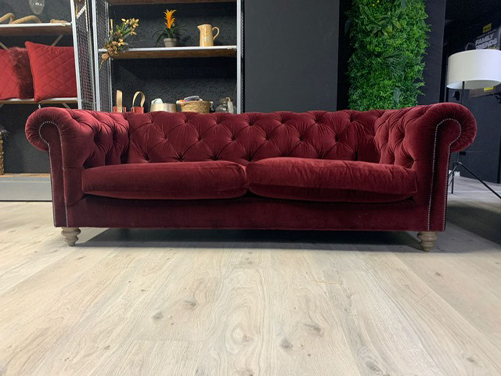Tetrad - Sofa - Kensington - Stoff rot - sofort verfügbar