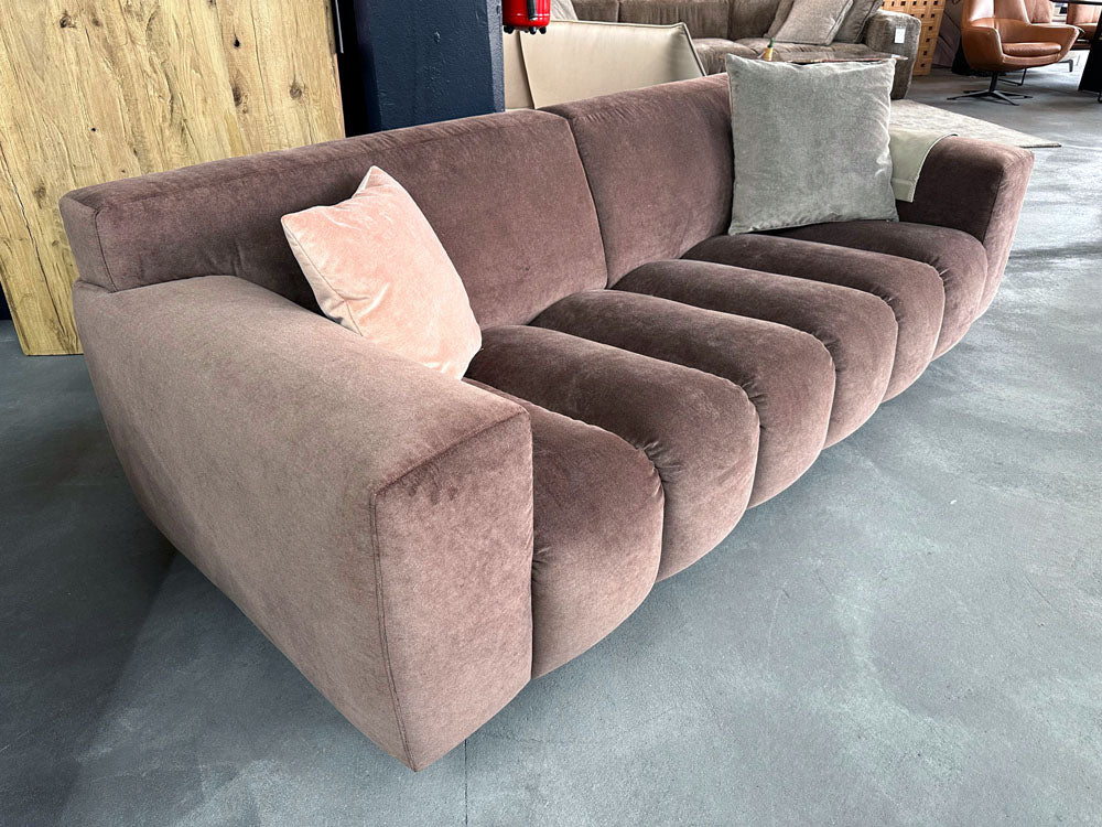 Furninova - Sofa - Vesta - Stoff rotbraun - sofort verfügbar