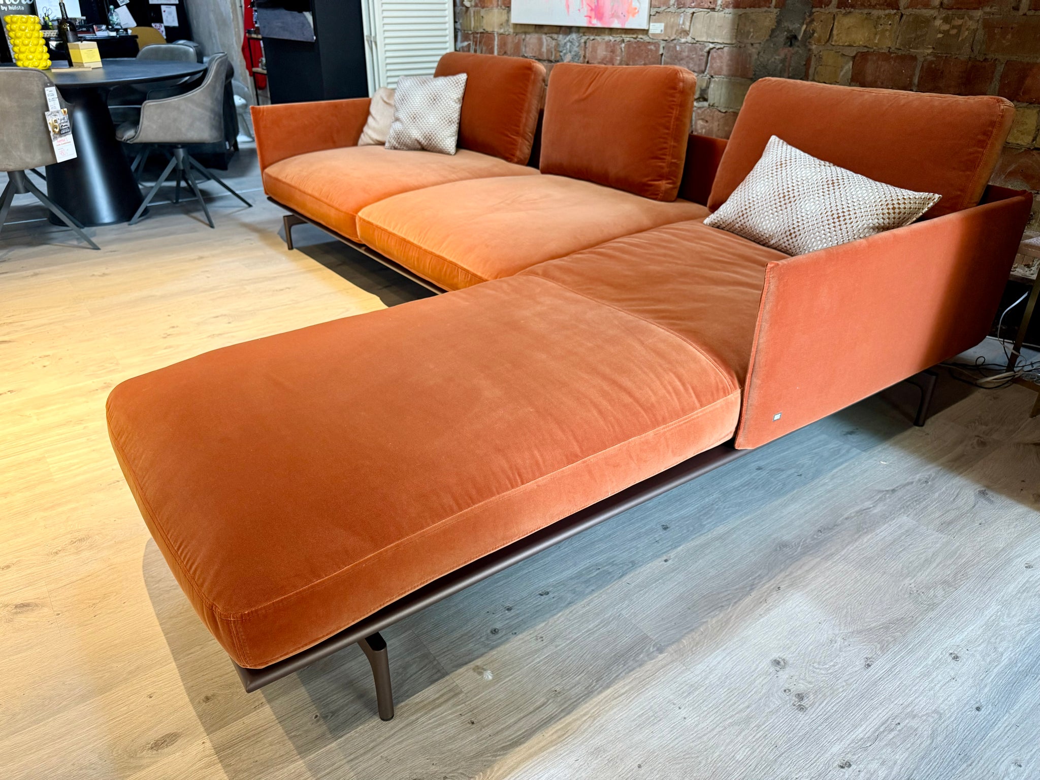 Rolf Benz - Sofa - RB 536 LIV - Stoff orange - sofort verfügbar