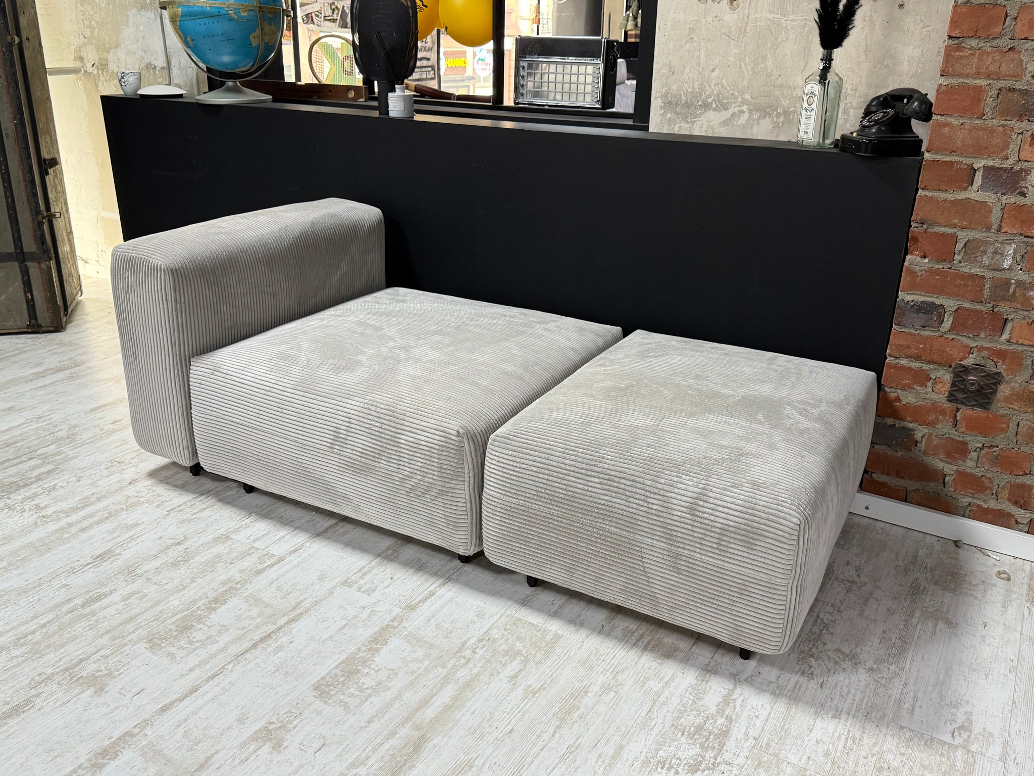 freistil - Sofa - freistil 122 - ECHT - Stoff Cord grau - sofort Verfügbar