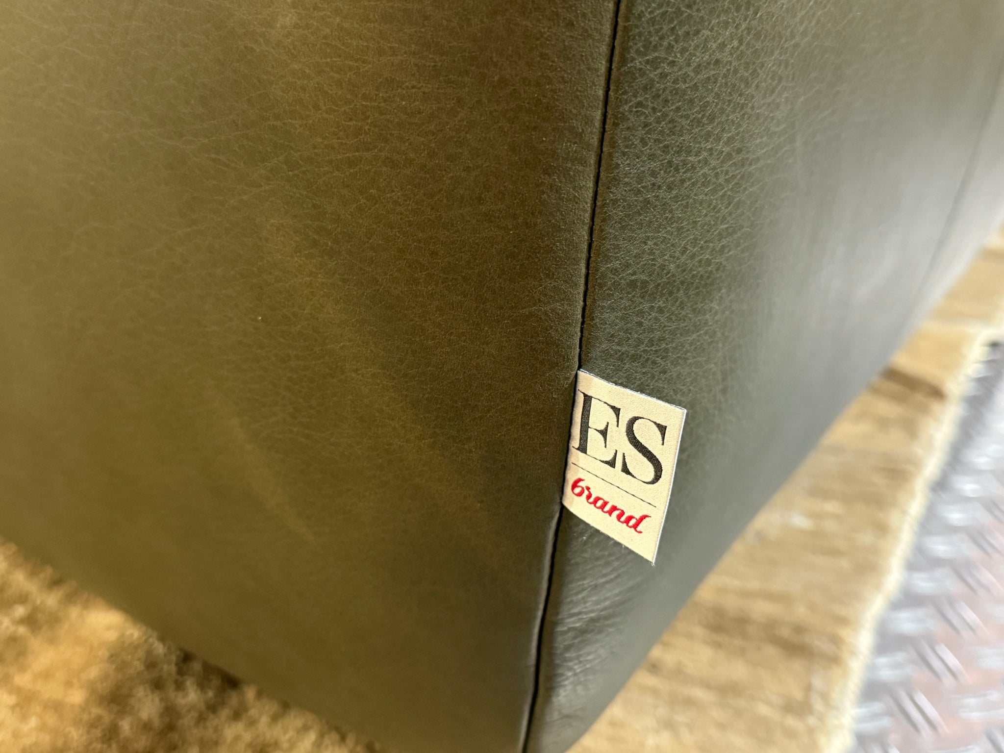Ewald Schilling - Schaukelsofa - Diva - Leder grün - sofort verfügbar