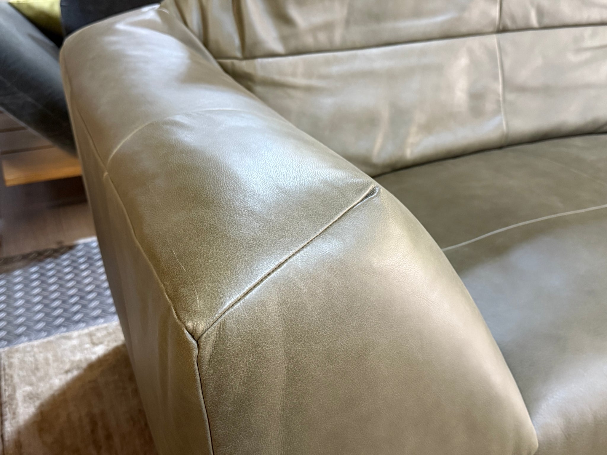 Ewald Schilling - Schaukelsofa - Diva - Leder grün - sofort verfügbar