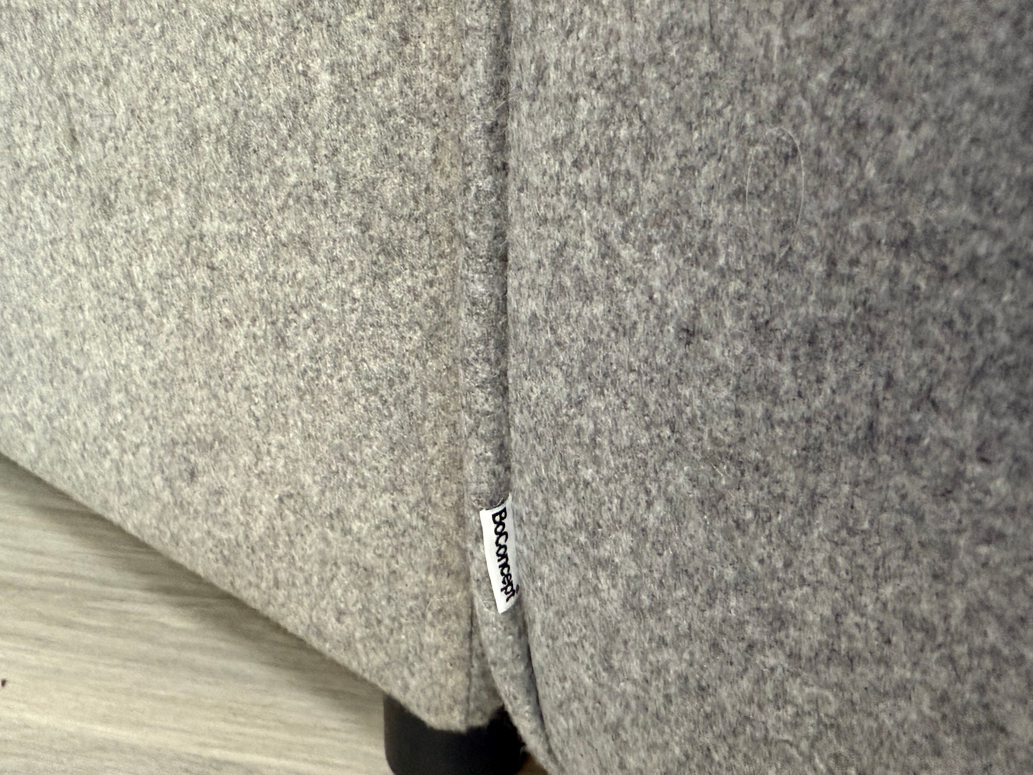 Bo Concept - Sofa - Carmo - Stoff grau - sofort verfügbar