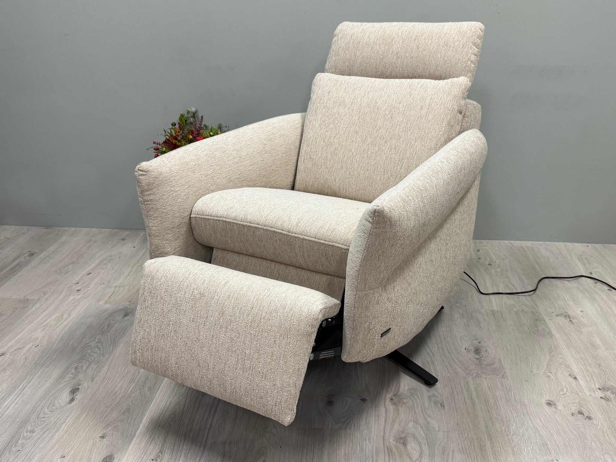 Himolla - Sessel - 6168 Cumurex - Stoff creme - sofort verfügbar