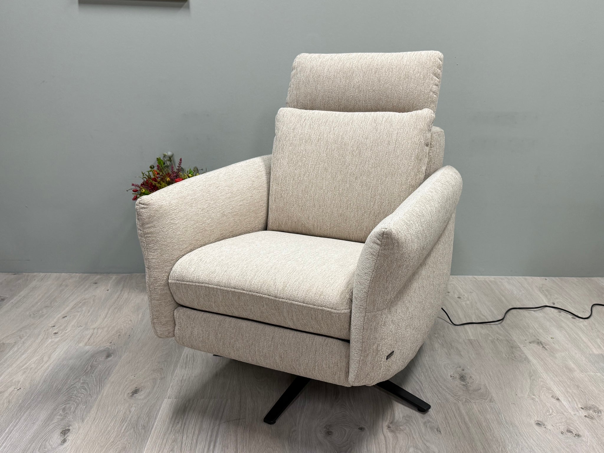 Himolla - Sessel - 6168 Cumurex - Stoff creme - sofort verfügbar