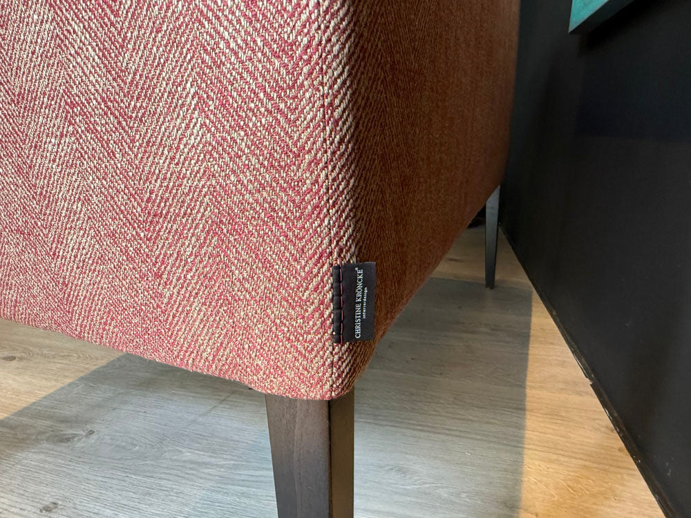 Christine Kröncke - Bank - Julia - Stoff rot - sofort verfügbar