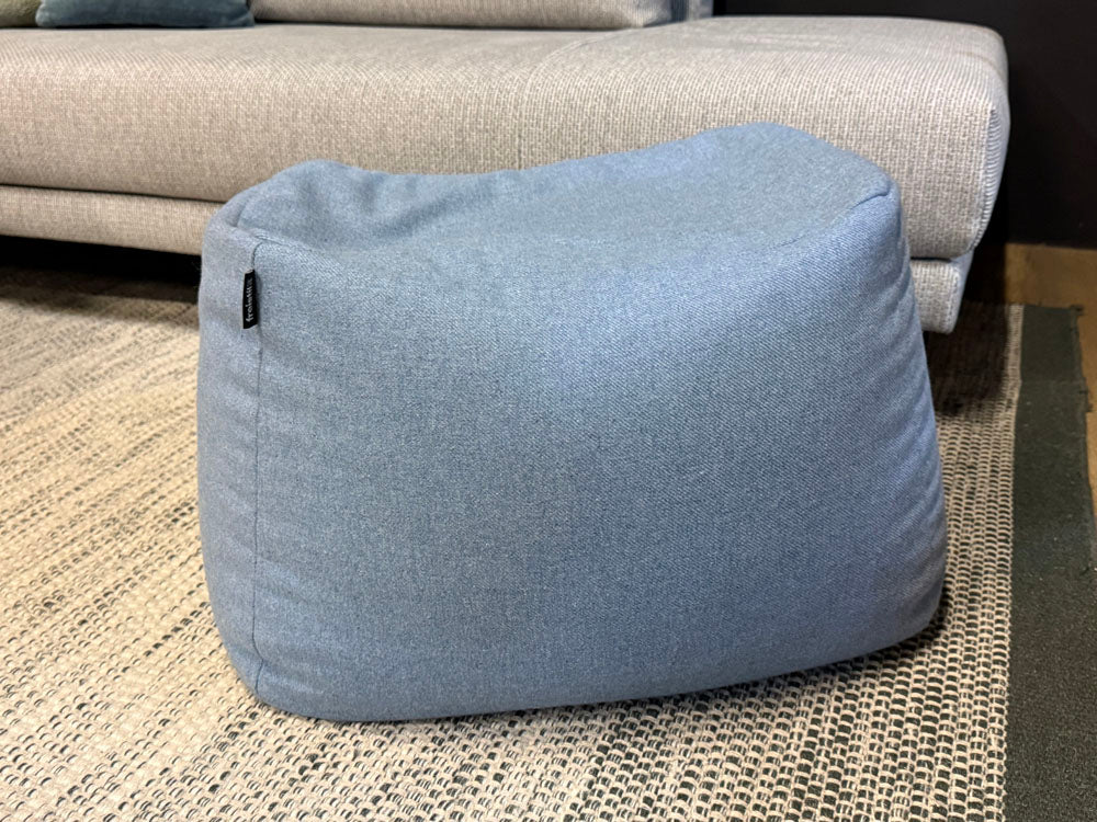 freistil - Pouf - freistil 173 - Stoff blau - sofort verfügbar