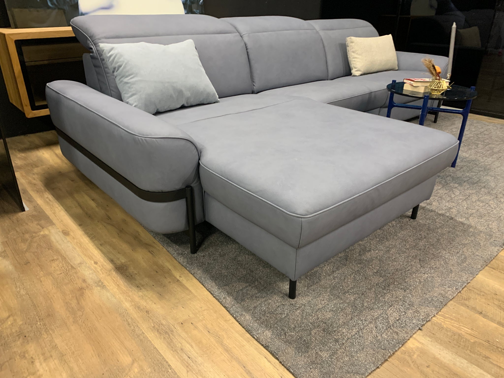 Joop - Sofa - 8181 Circles elektrisch verstellbar - Leder blau - sofort Verfügbar