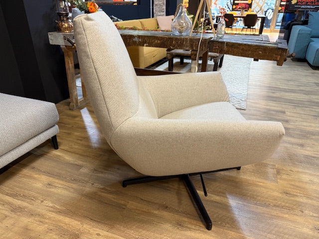 freistil - Sessel - freistil 145 - Stoff grau - sofort verfügbar