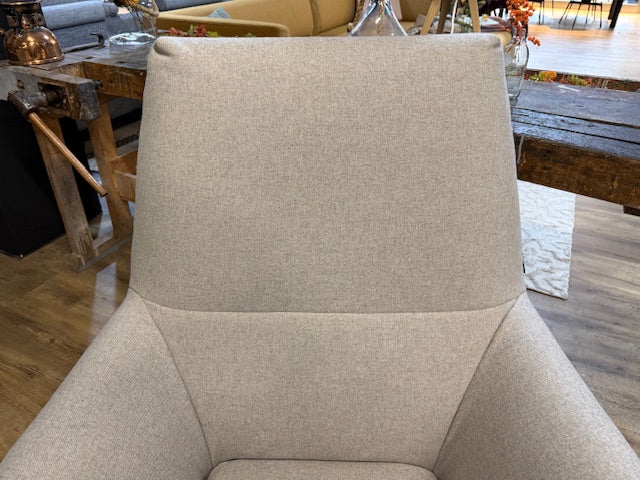 freistil - Sessel - freistil 145 - Stoff grau - sofort verfügbar