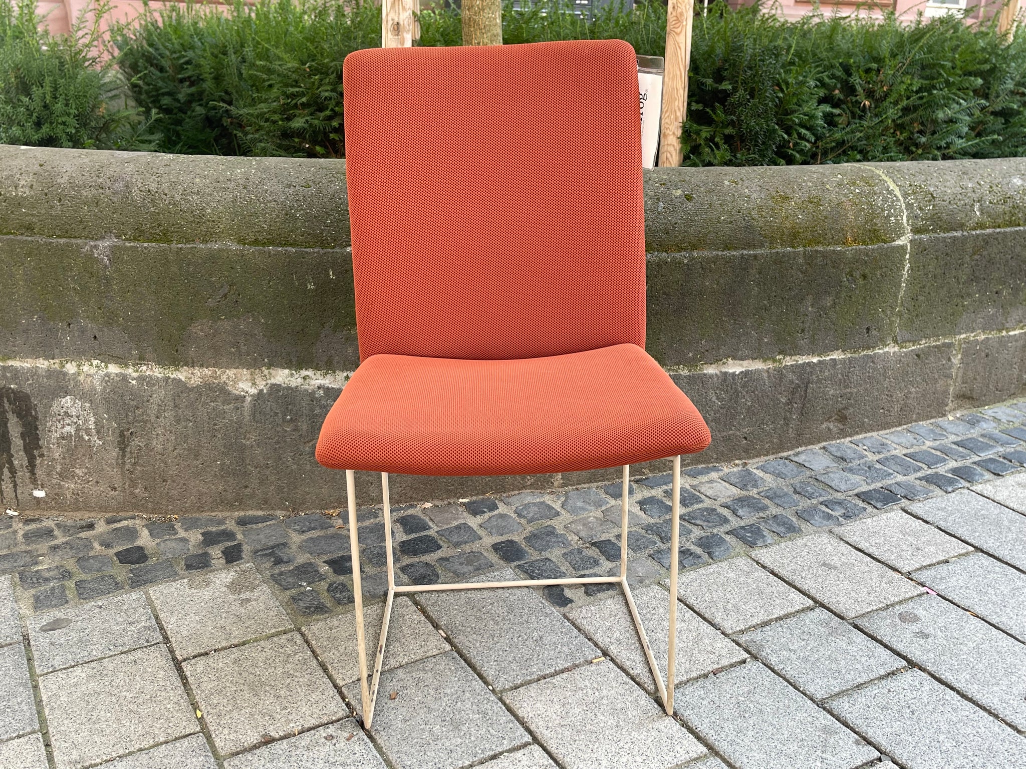 Bullfrog - Stuhl - Prototyp - Stoff orange - sofort verfügbar