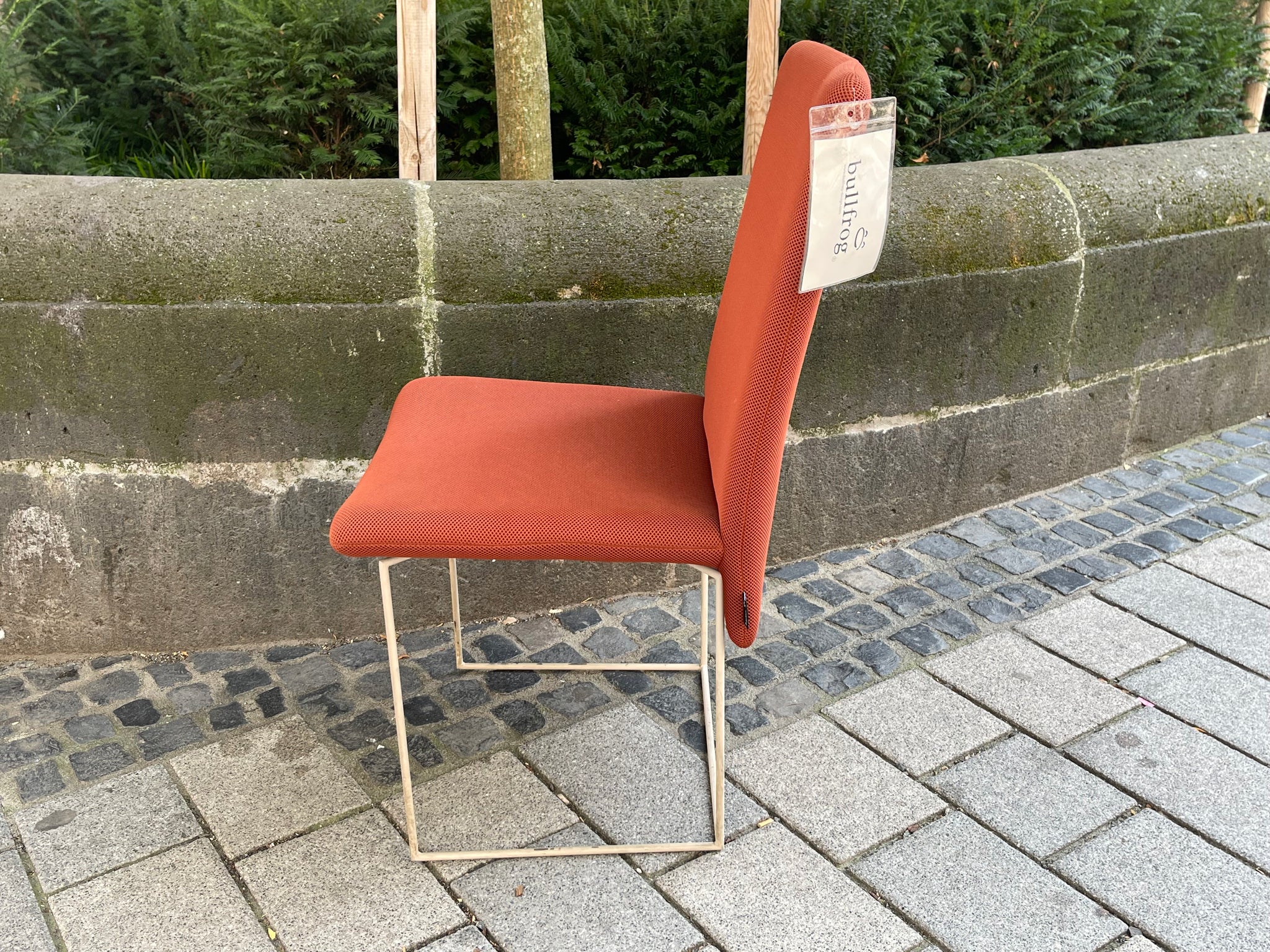 Bullfrog - Stuhl - Prototyp - Stoff orange - sofort verfügbar