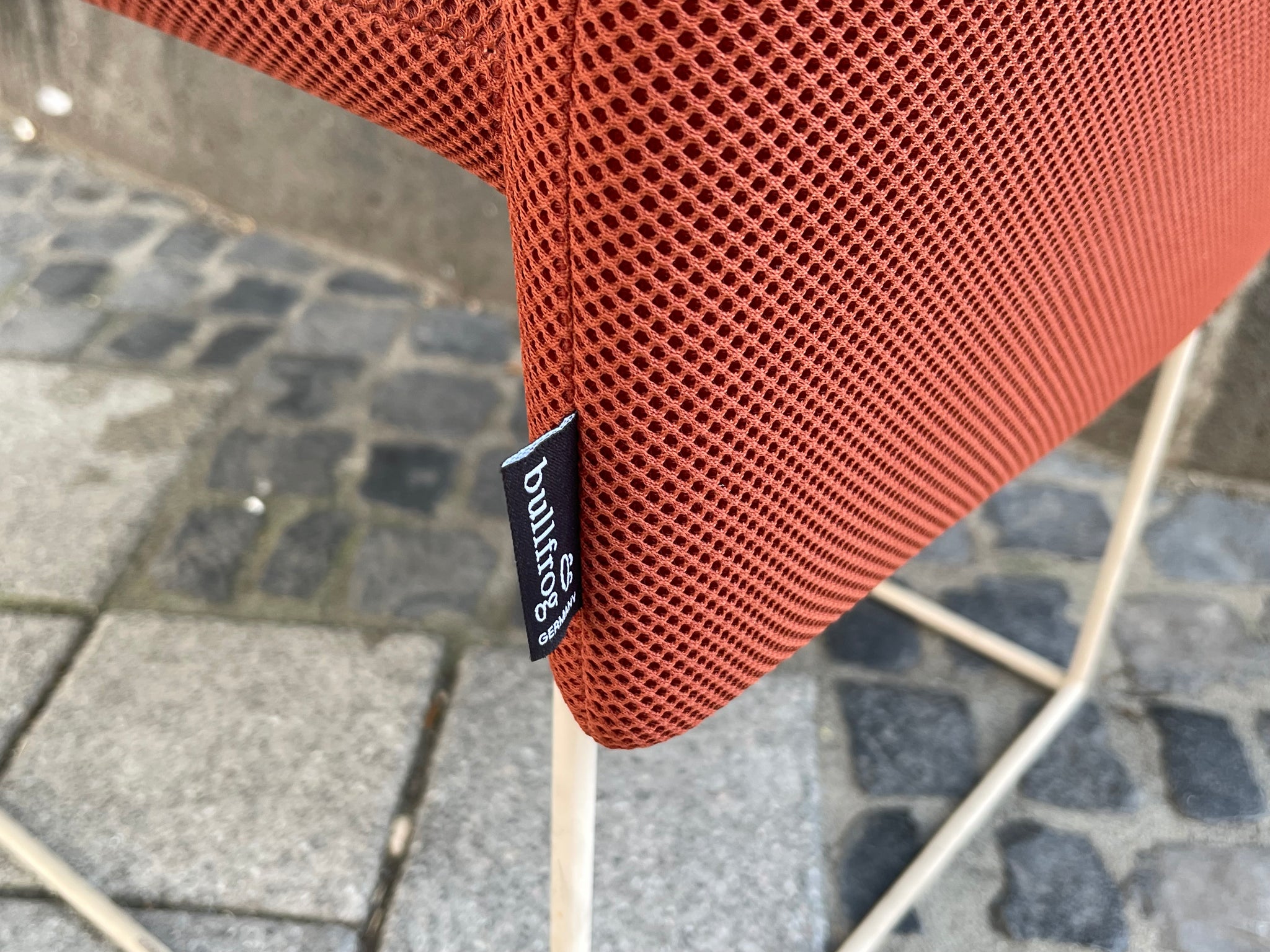 Bullfrog - Stuhl - Prototyp - Stoff orange - sofort verfügbar