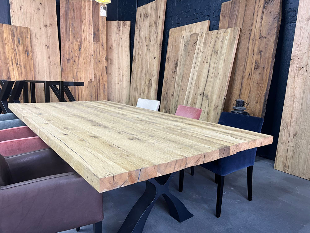 Alte Eichenwerkstatt - Esstisch - Thor - Eiche massiv - 300 x 110 cm -  sofort verfügbar