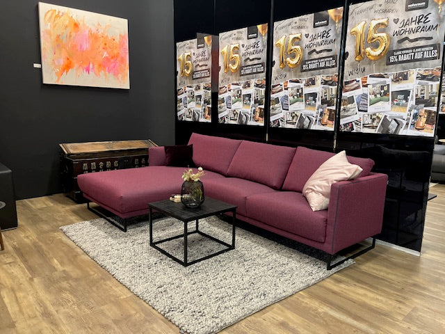 freistil - Sofa - freistil 133 - Stoff violett - sofort verfügbar