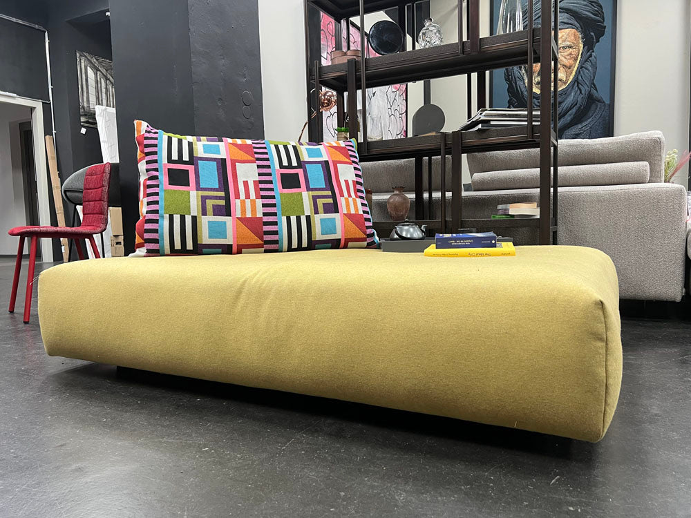 Bullfrog - Sofa - 1070 Iwan - Stoff gelb - sofort verfügbar
