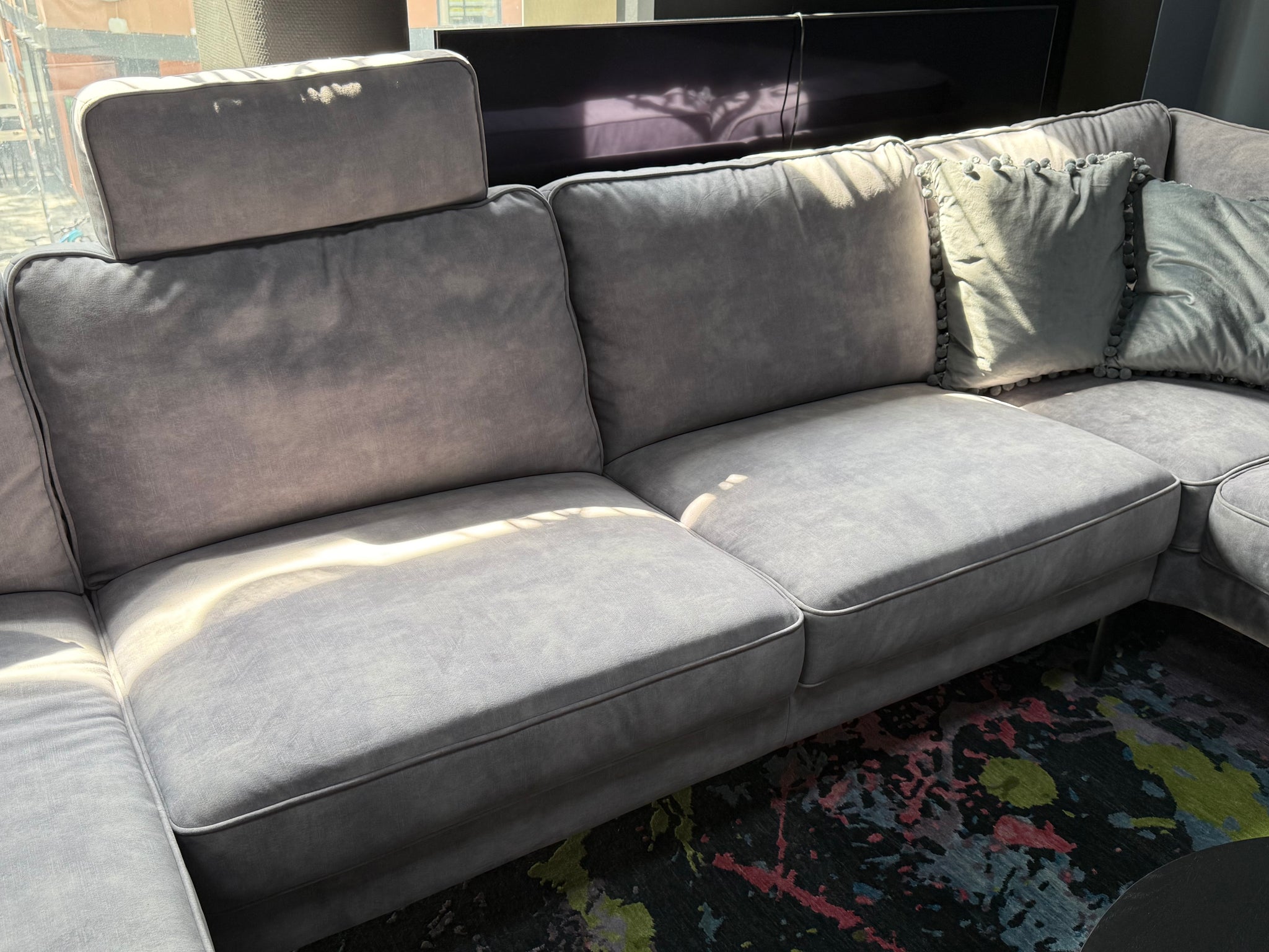 Pro Seda - Sofa - View - Stoff grau - sofort verfügbar