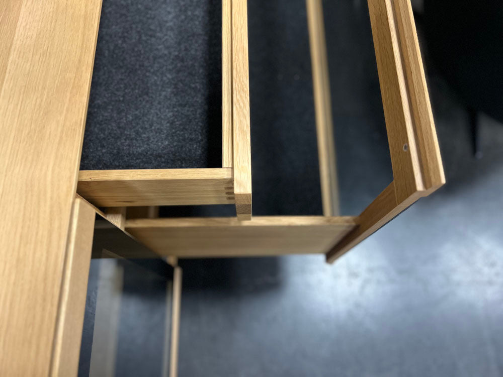 Hülsta - Hängeboard - Solid - Eiche massiv - sofort verfügbar