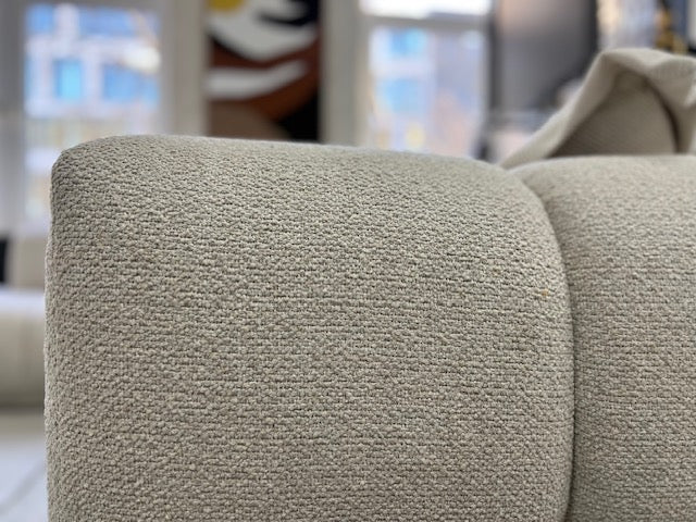 Pro Seda - Sofa - Oriane - Stoff beige - konfigurierbar