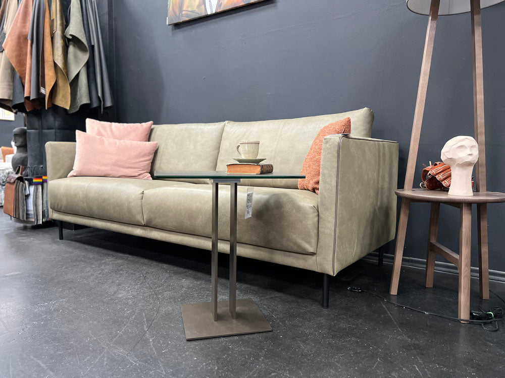 freistil - Sofa - freistil 133 - Leder grün - sofort verfügbar