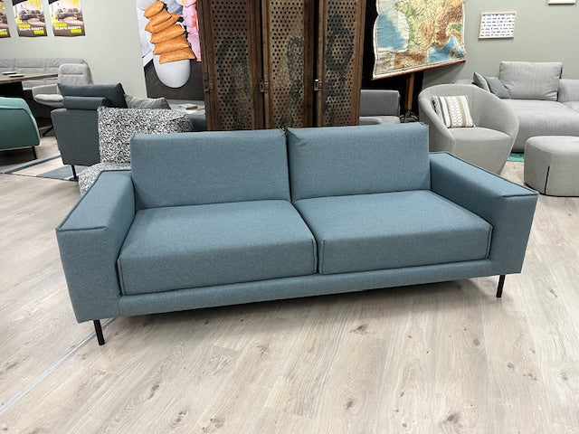 freistil - Sofa - freistil 183 - Stoff blau - sofort verfügbar