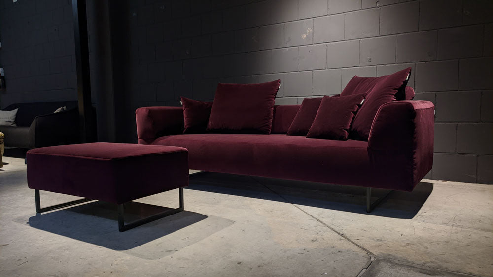 freistil - Sofa - freistil 185 - Stoff lila - sofort verfügbar