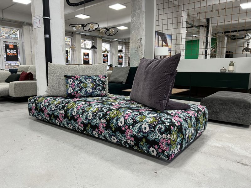 Bullfrog - Sofa - 1070 Iwan - Stoff bunt - konfigurierbar