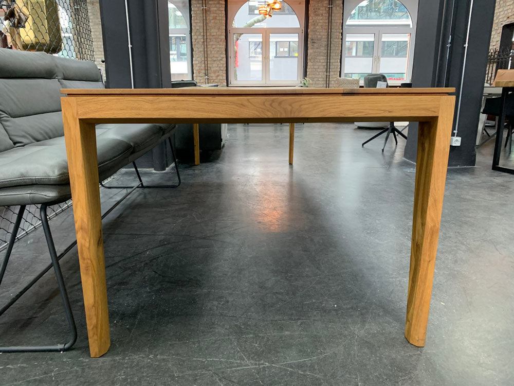 Wohnraum - Tisch ausziehbar - WR 5000 - Eiche massiv - konfigurierbar