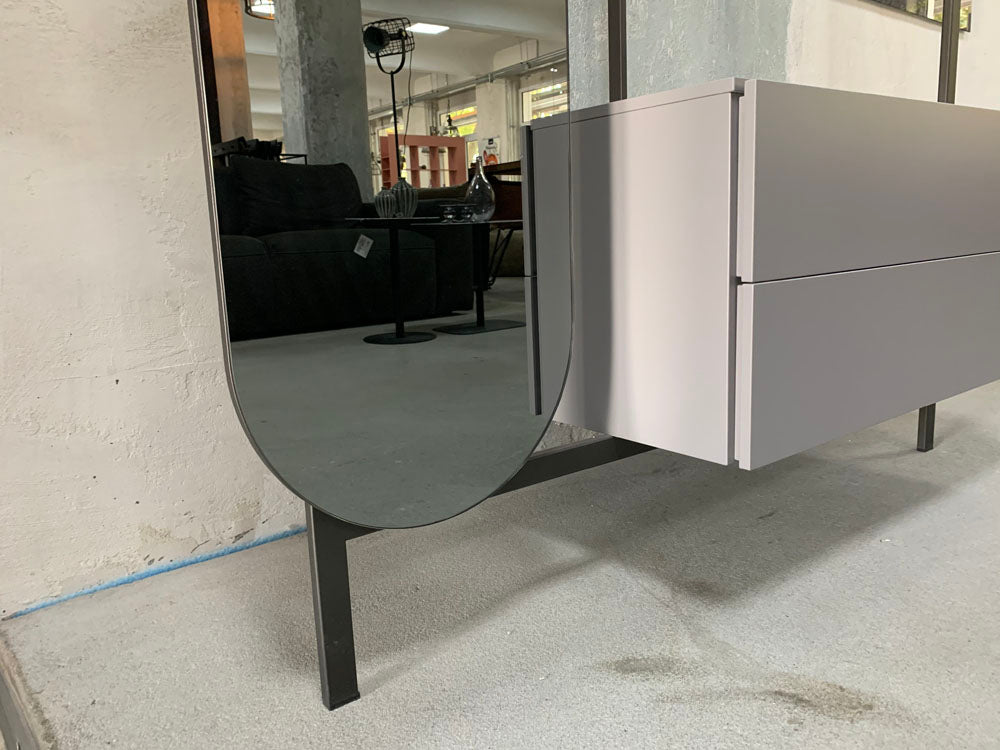 Novamobili - Garderobe - Freestanding - Lack grau - konfigurierbar