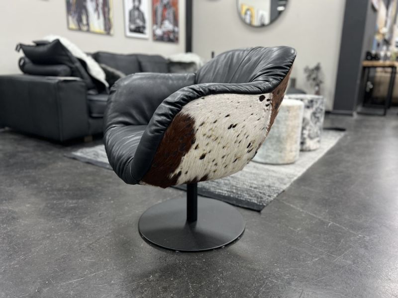 tommy M - Sessel - Lola - Leder schwarz - konfigurierbar